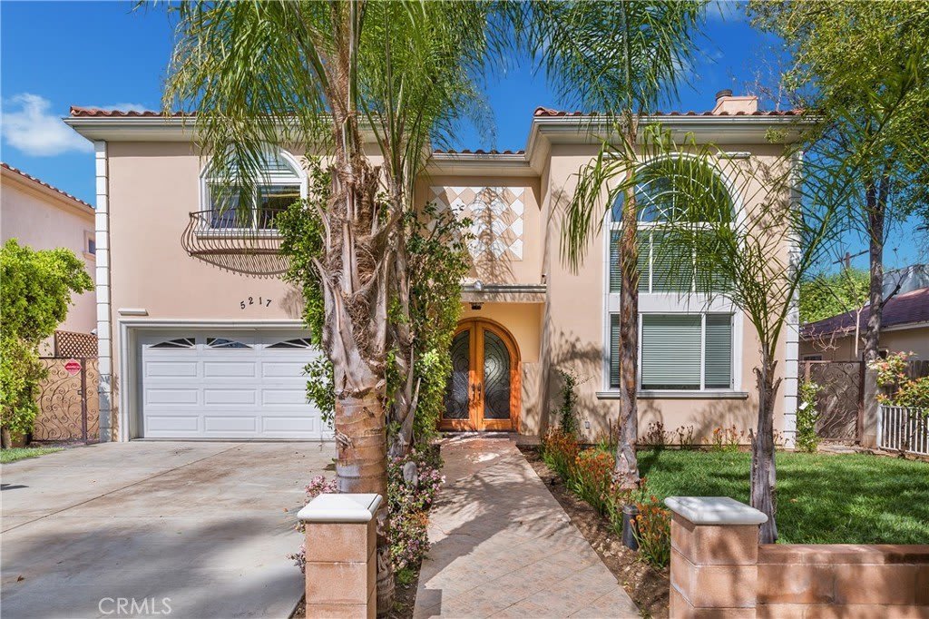 5217 Etiwanda Avenue