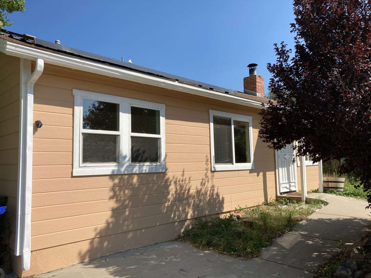 APPLY NOW - 225 Arizona Ave