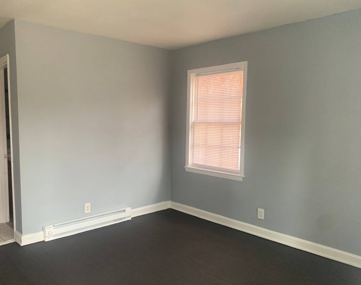 Cozy Two Bedroom Duplex in Lincoln Heights!