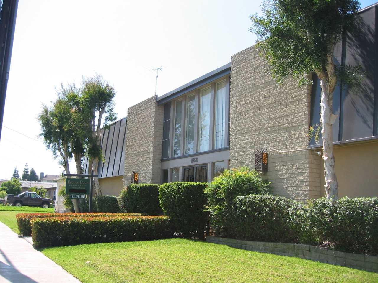 Bronze Door Apartments