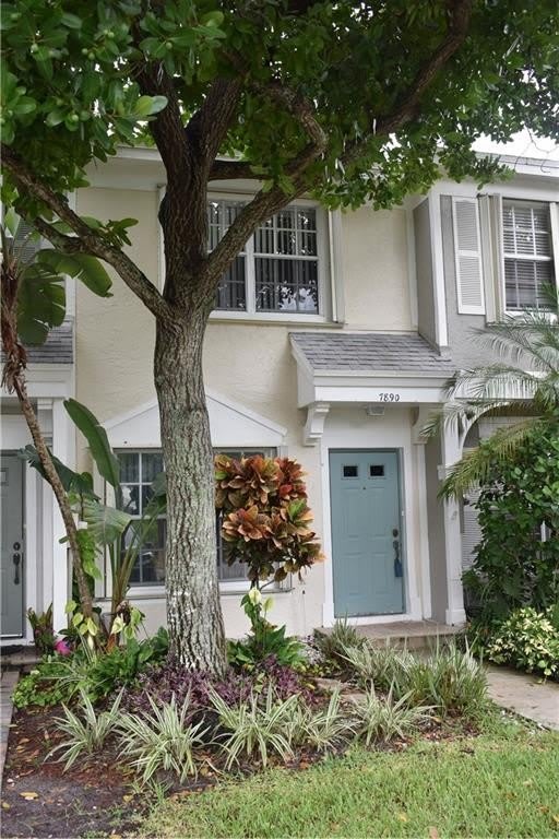 7890 Dixie Beach Circle