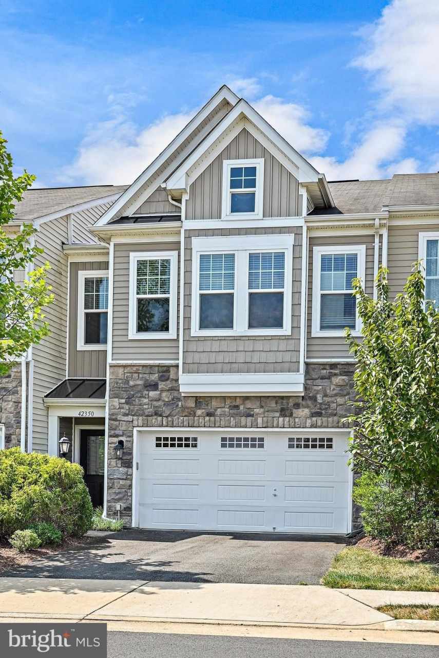 42350 BENFOLD SQUARE