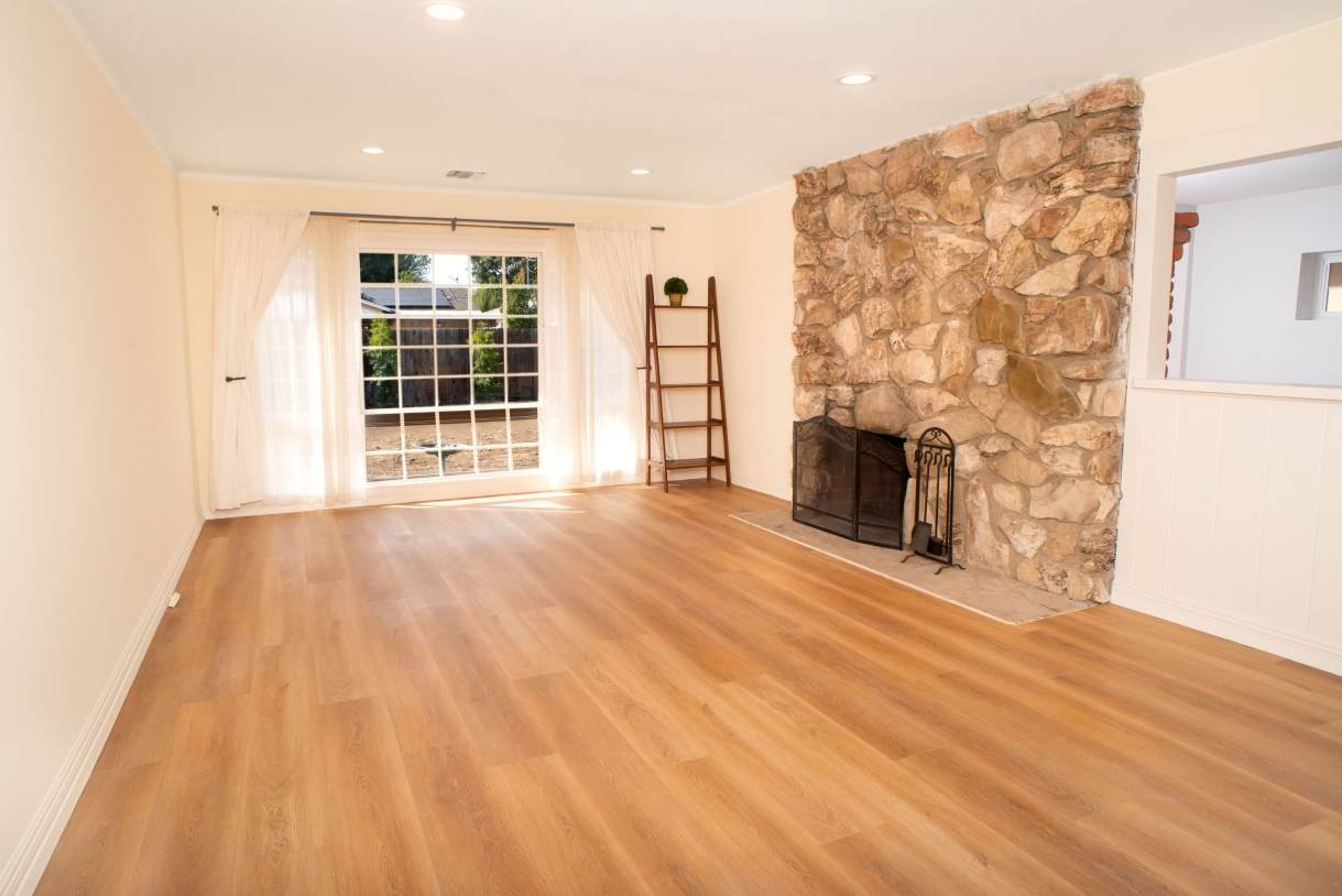 6951 McLennan Avenue