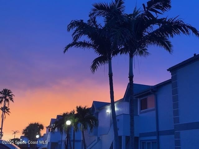 718 Beach Park Lane unit: V286