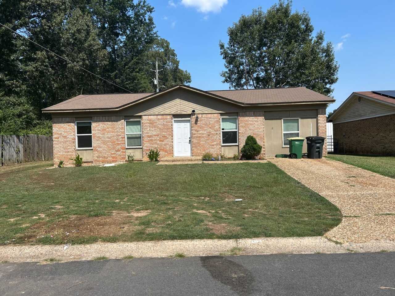 4 bedroom and 1.5 bathroom