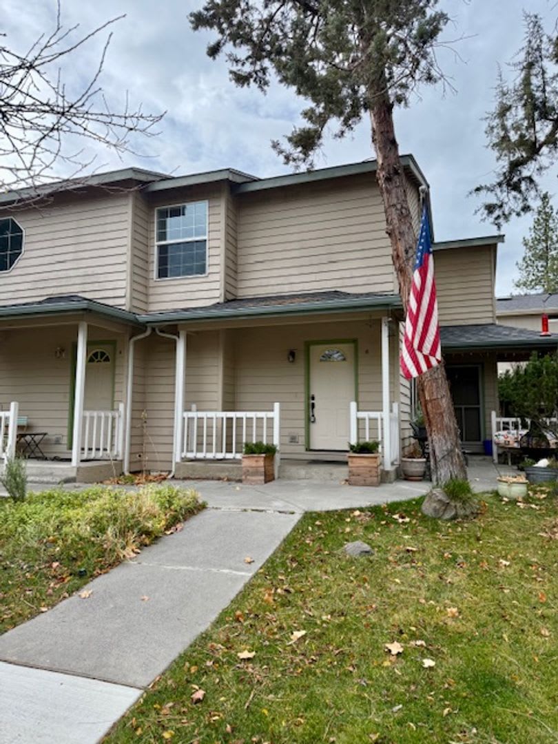 Knoxville Blvd., 1290 NW - 01290-KNOX-00