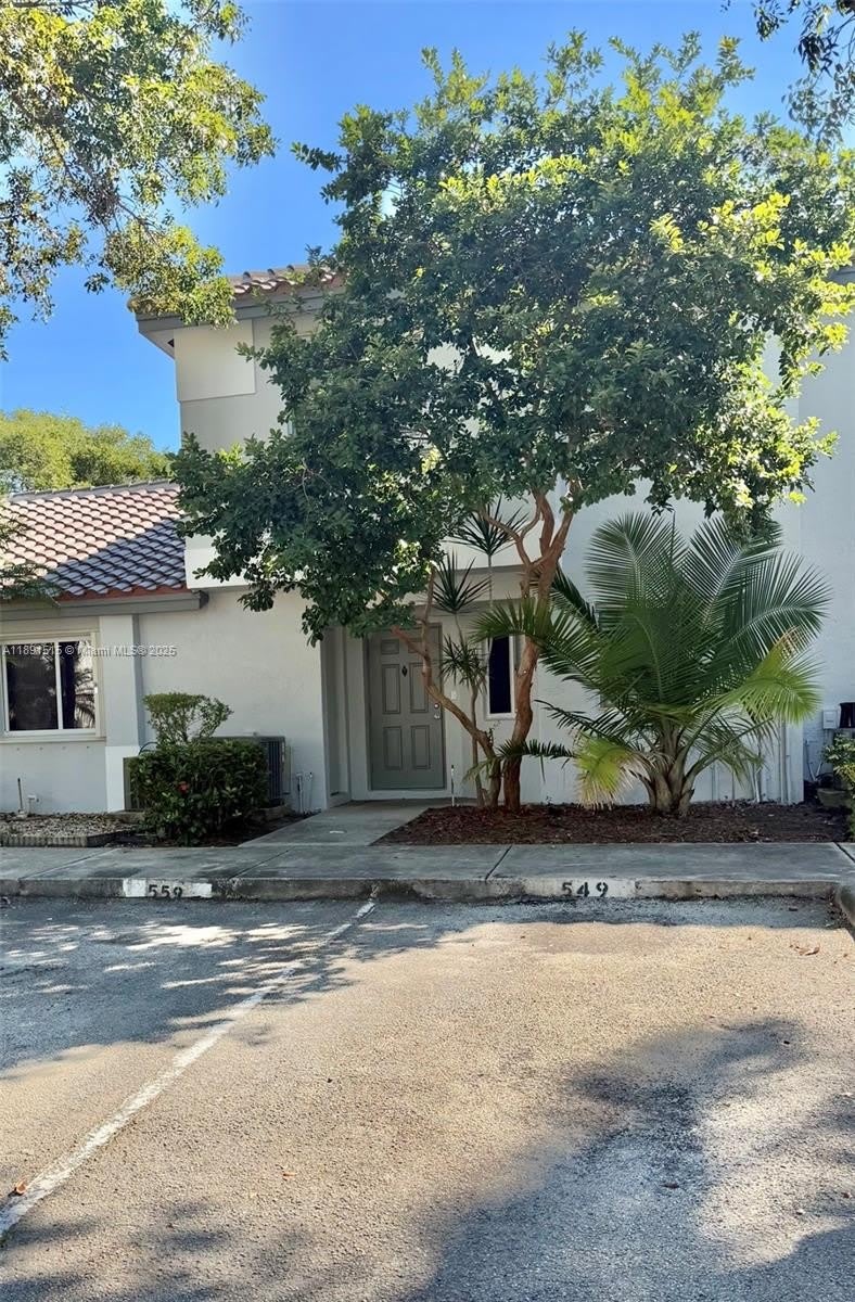 549 NW 208th Way