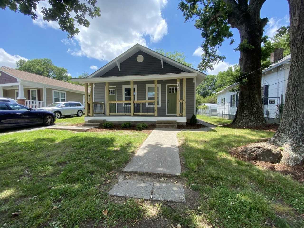 Cute 1 bed/1 bath Duplex