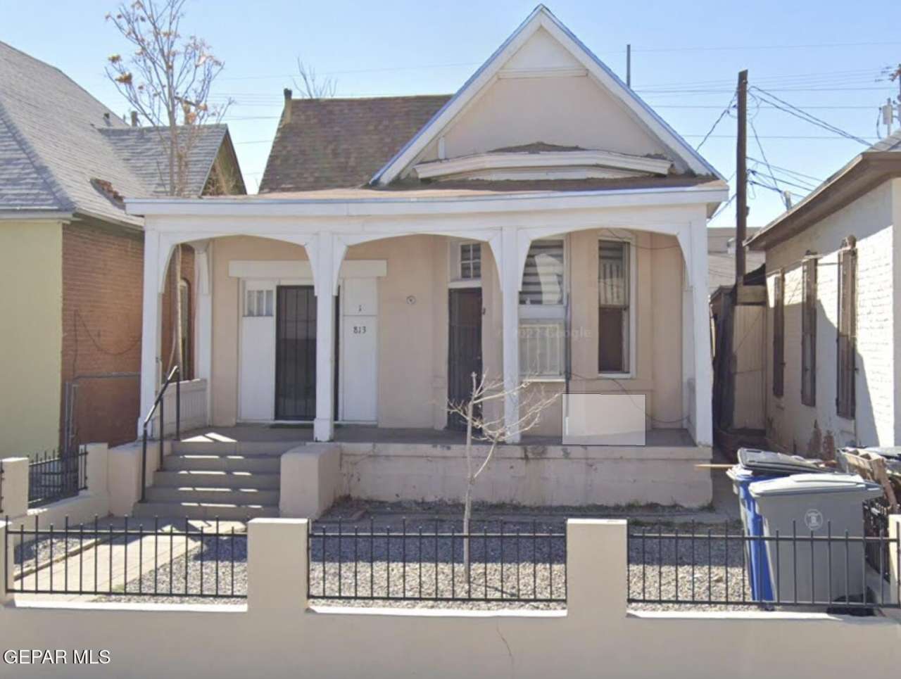 813 N VIRGINIA Street unit: 02