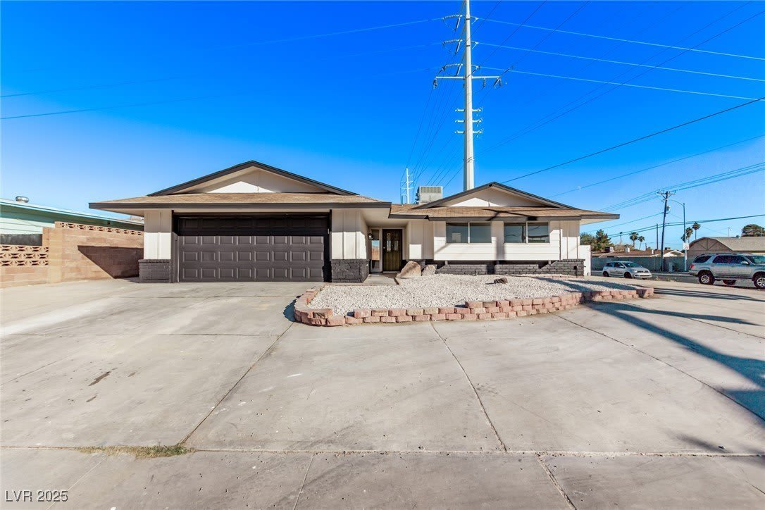 2368 Winterwood Boulevard