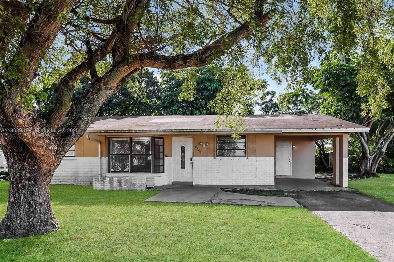 5801 Royal Palm Blvd