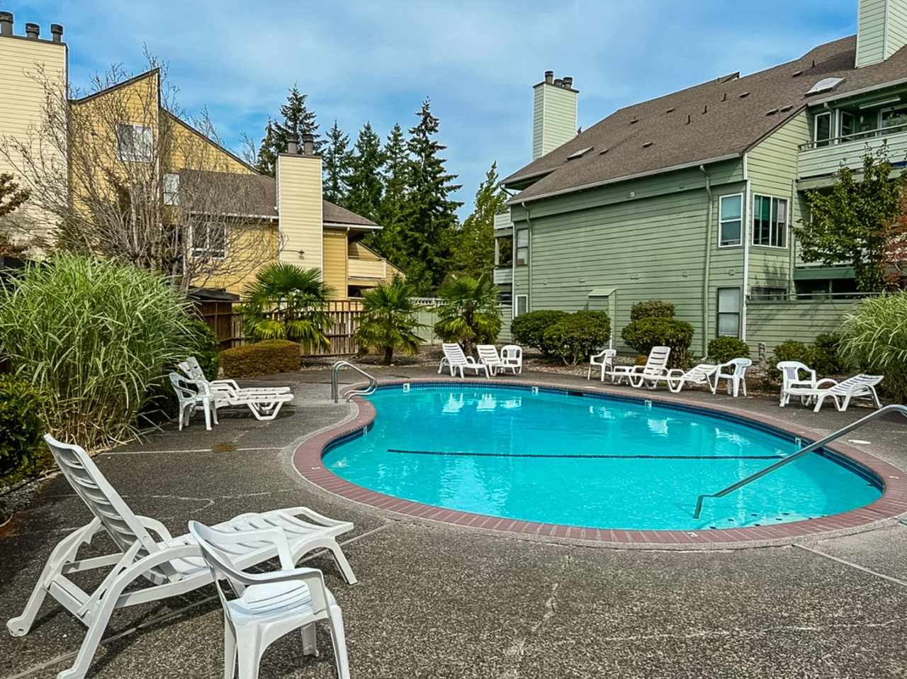 Ground Level 2BD/1.5BA Condo in Federal Way