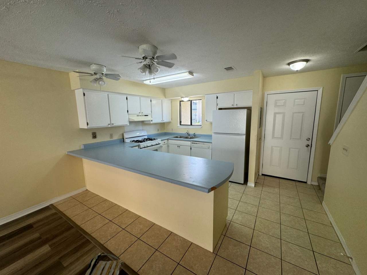Great Two Bedroom-Freshly Remodeled-$500.00 off first months rental rate with approved application!