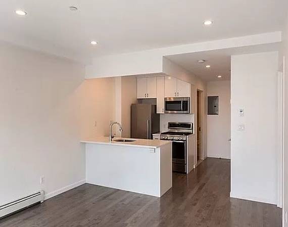 1128 31st Dr Apt 4B