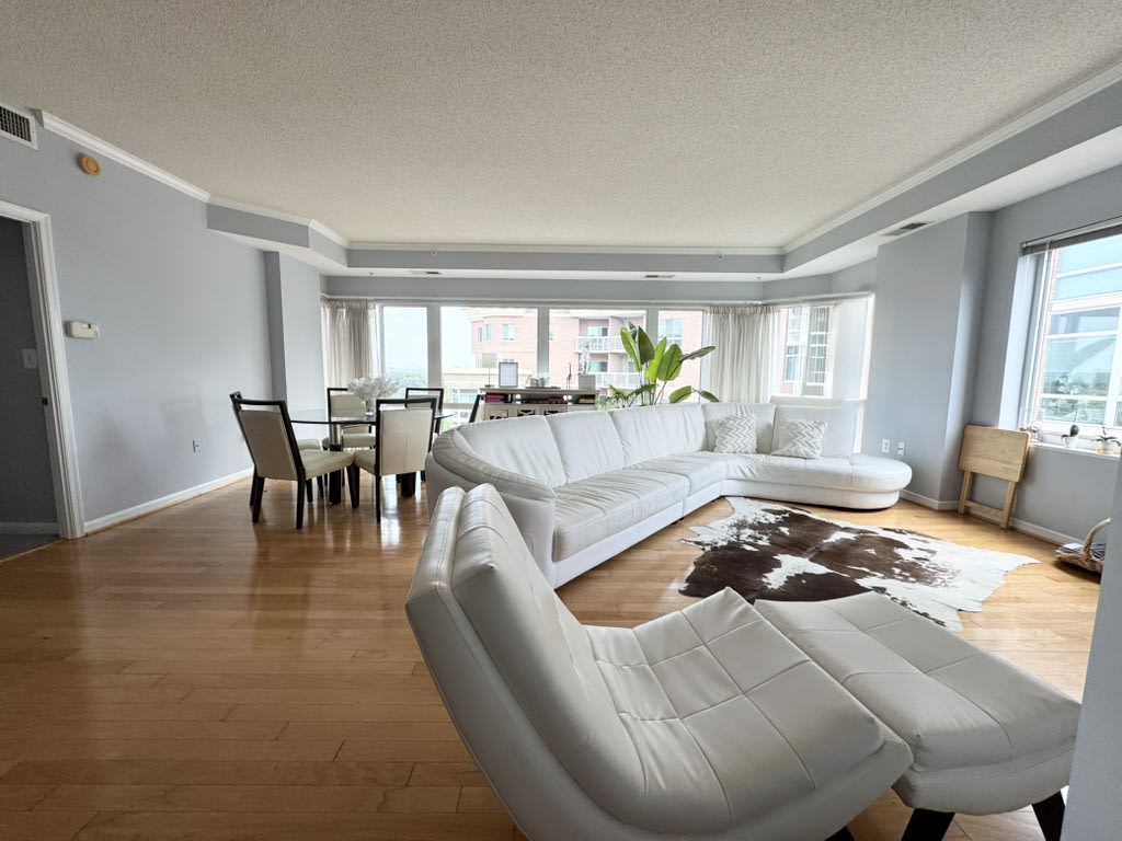 3101 North Hampton Drive