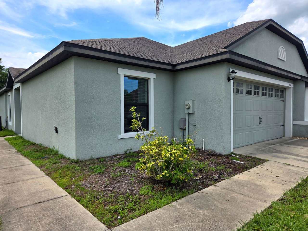 RENT SPECIAL: $500 off the first month’s rent! Beautiful 3Bed/2Bath Home in North Lakeland