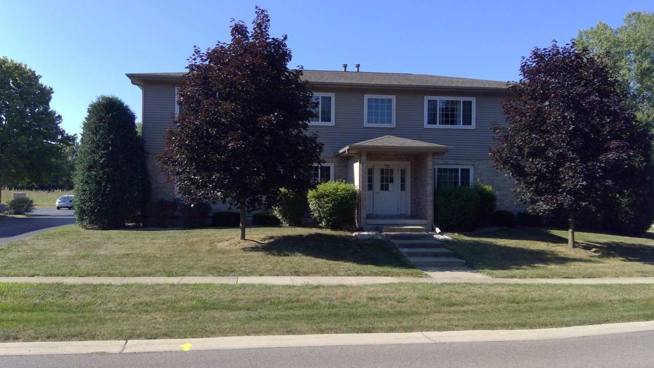 790 W Highview Drive