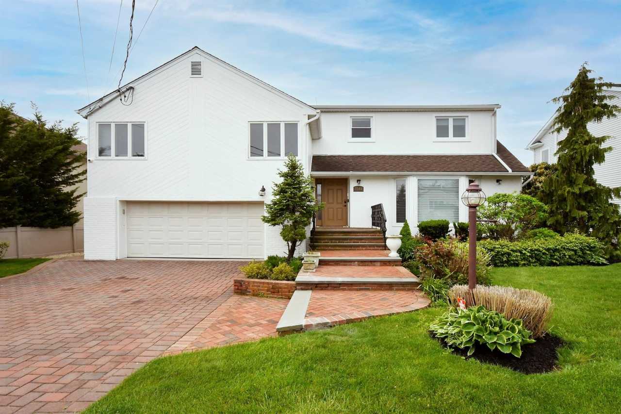 3544 Woodward Street