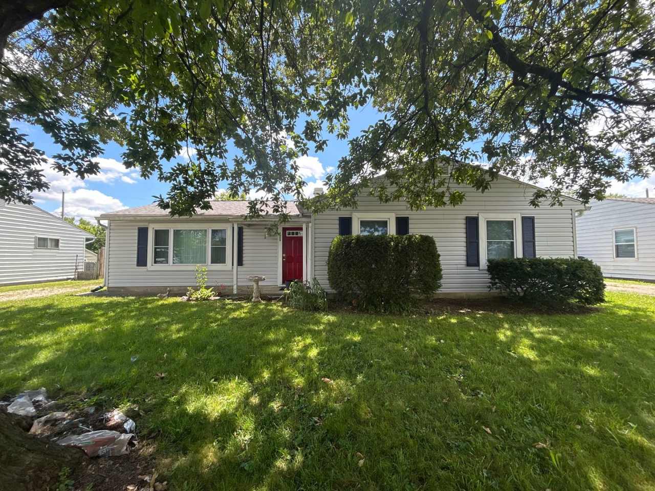 Beautiful 4 Bedroom / 1.5 Bath Home - Great Location!