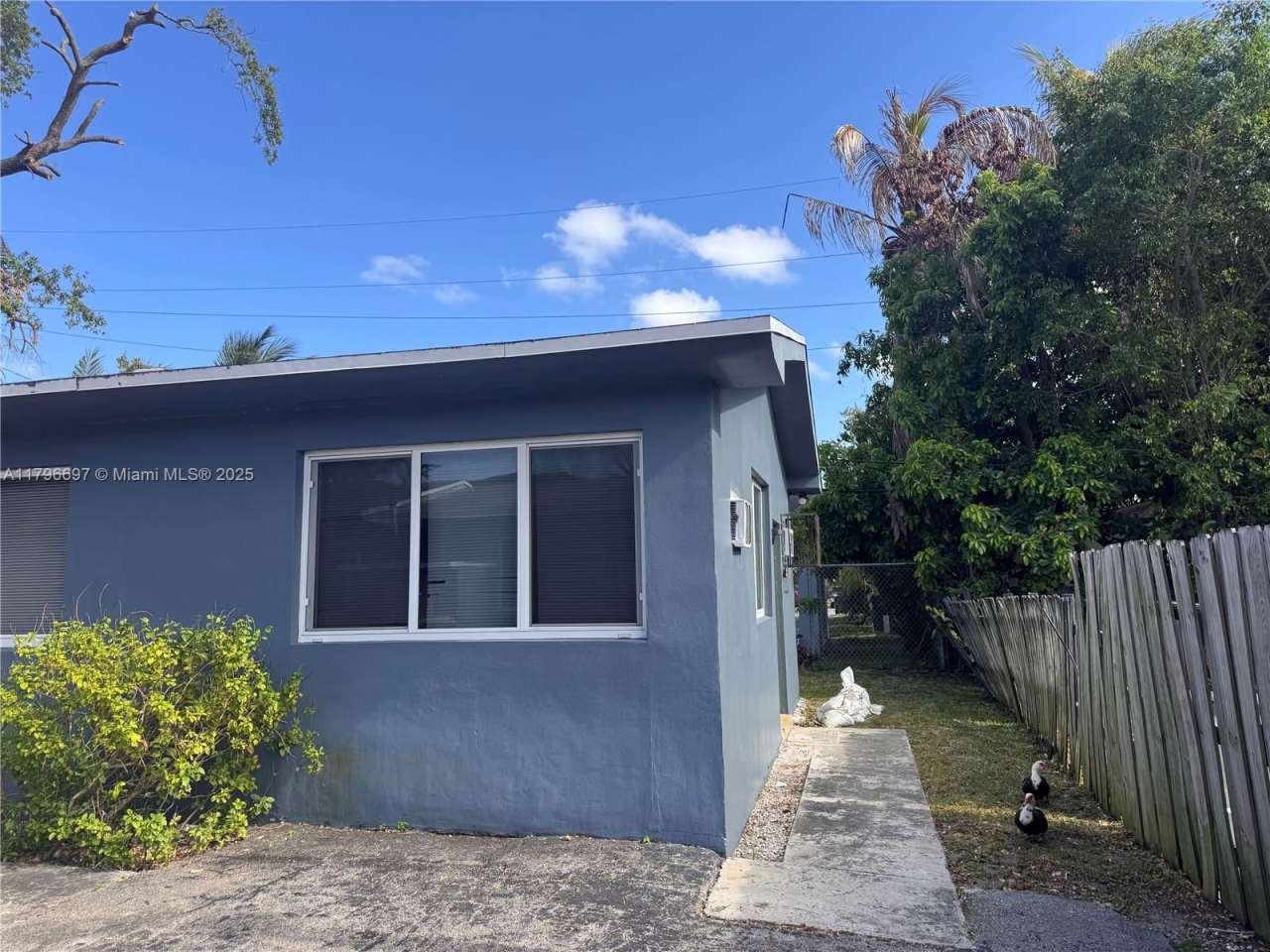 1520 Northeast 125th Street