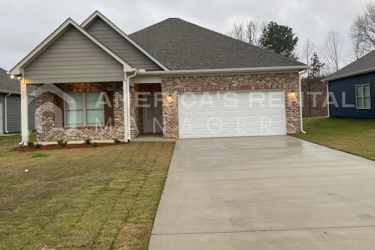 Home for Rent in Jasper, AL!!! View with 48 Hours Notice!