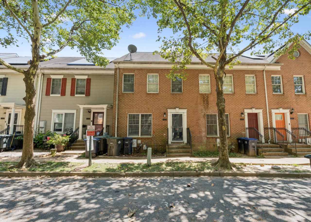 Spacious 3BR Townhome Near Metro  National Harbor