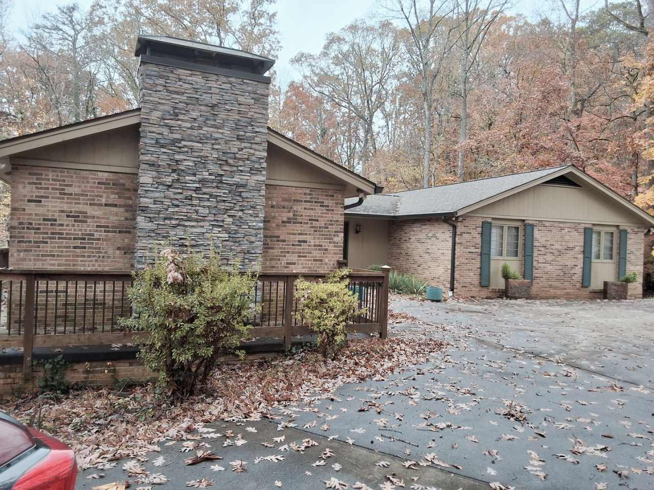 Oak Ridge 37830 - 4 bedroom 2.5 bath - call Sharon Arnwine 865-313-7215