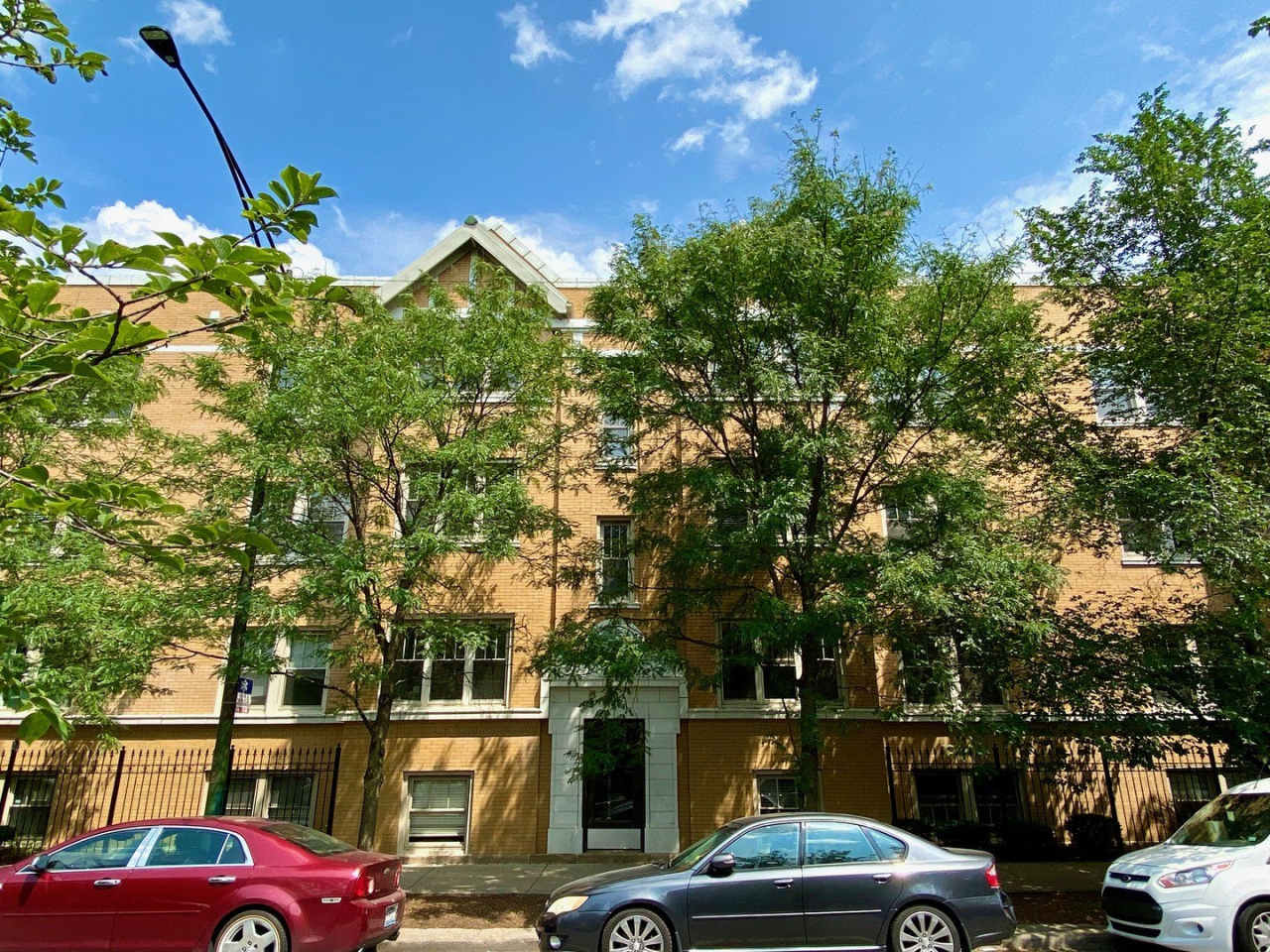 2133 N Kedzie Boulevard