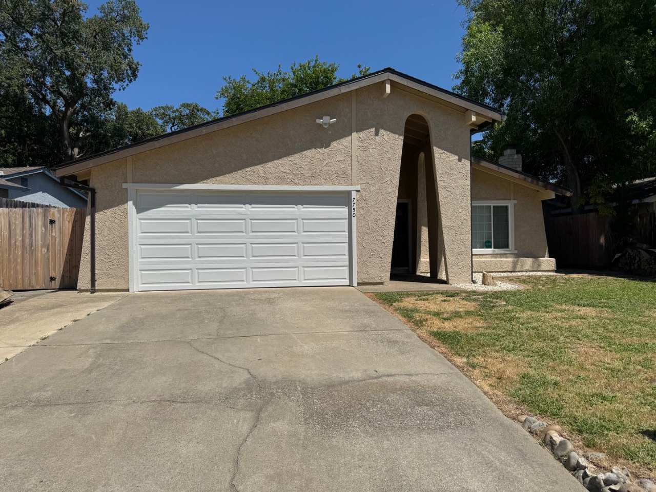 Home for Rent in Citrus Heights, CA