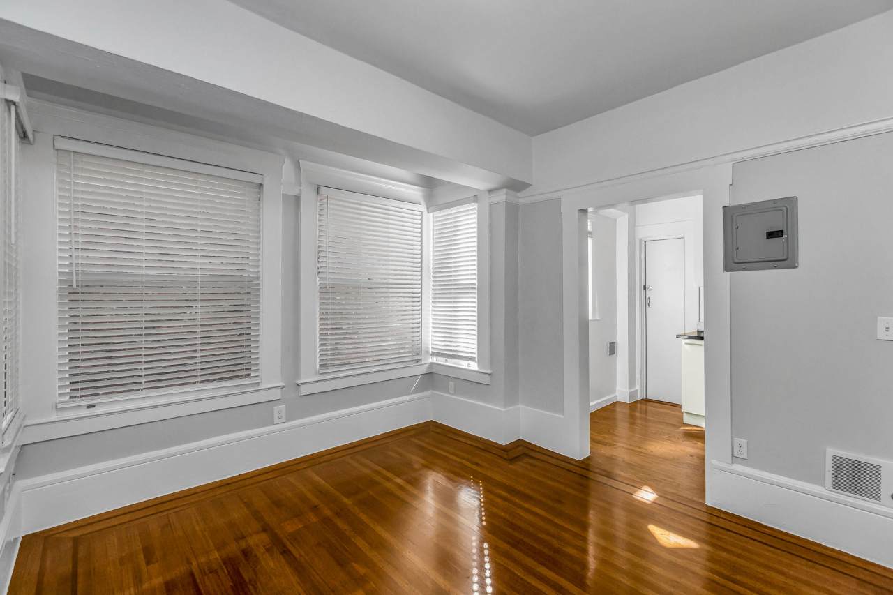 635 ELLIS Apartments