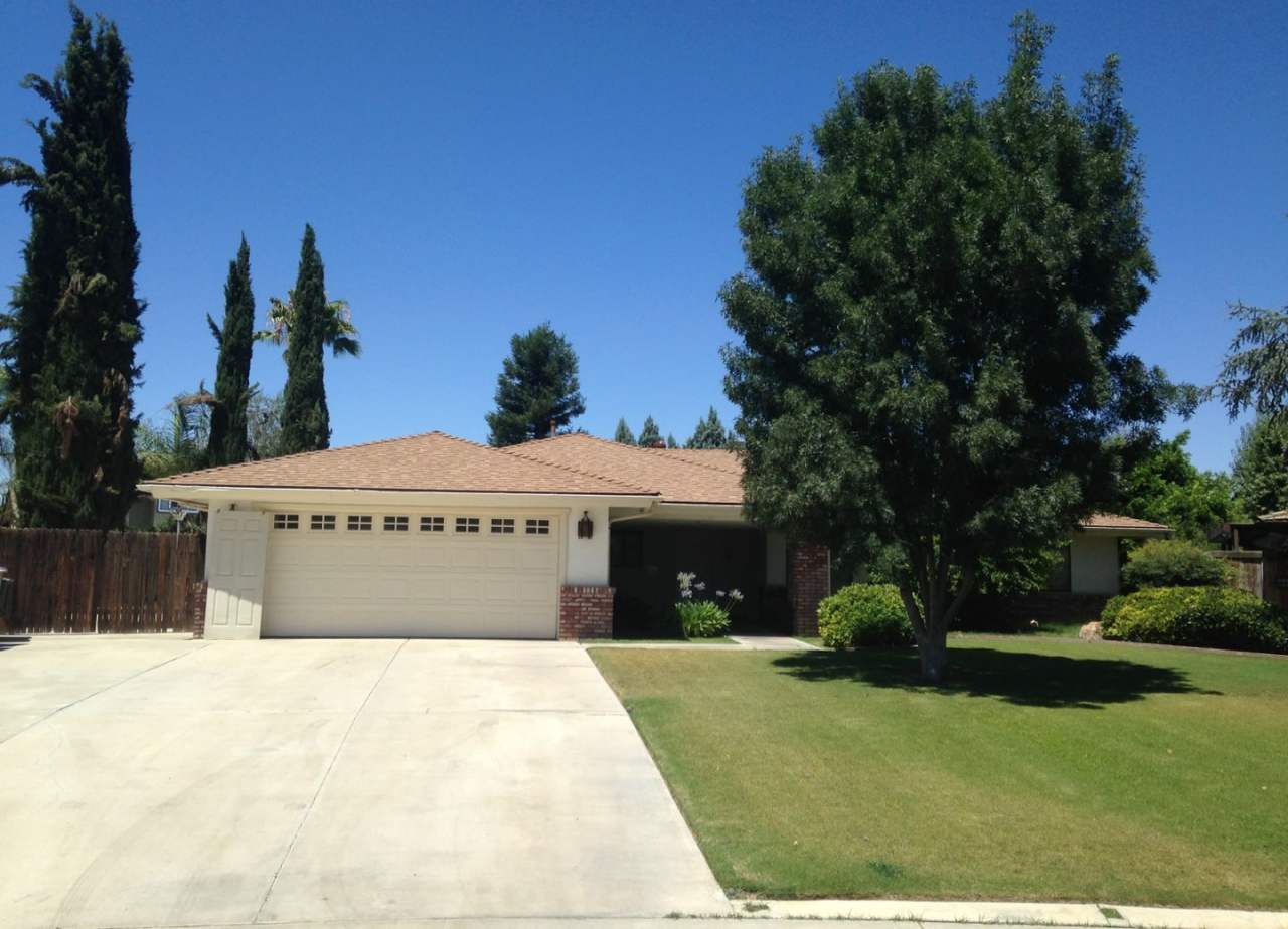 POOL! Nice 3+2.5 Southwest Bakersfield - Laurelglen Area