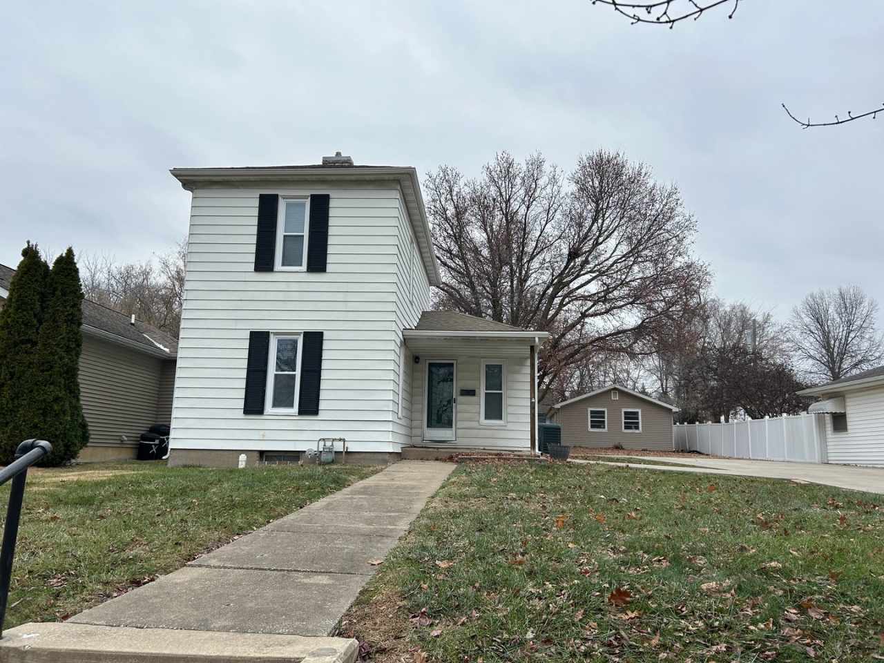 3 bedroom 1 bathroom House