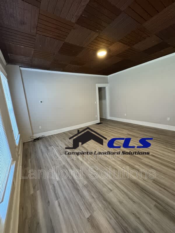 700 South 8th Street - 1