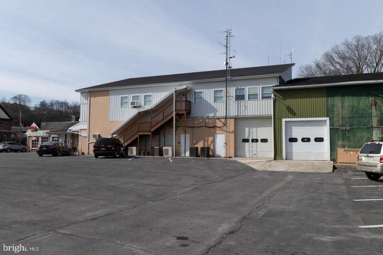 549 N CENTRE ST #OFFICE 1