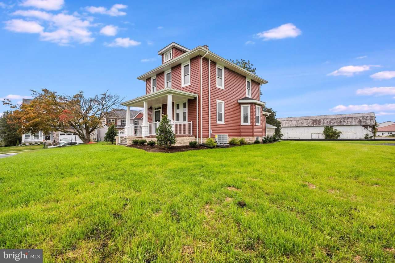 512 N FARM CROSSING RD