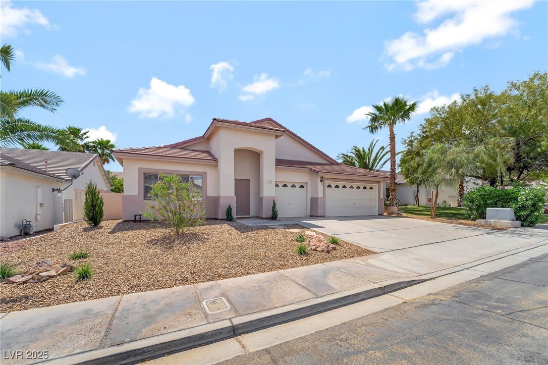 1773 CLEAR RIVER FALLS Lane