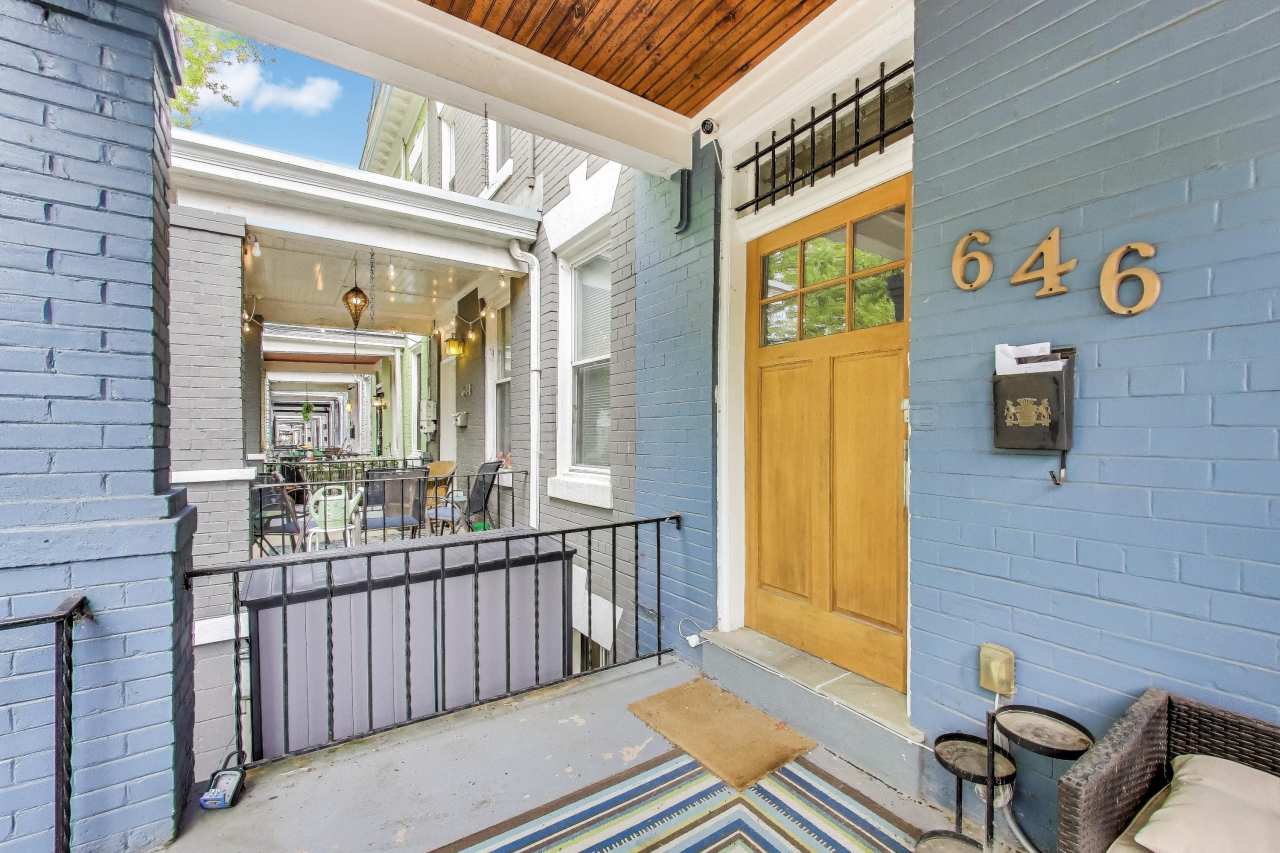 646 Keefer Place Northwest