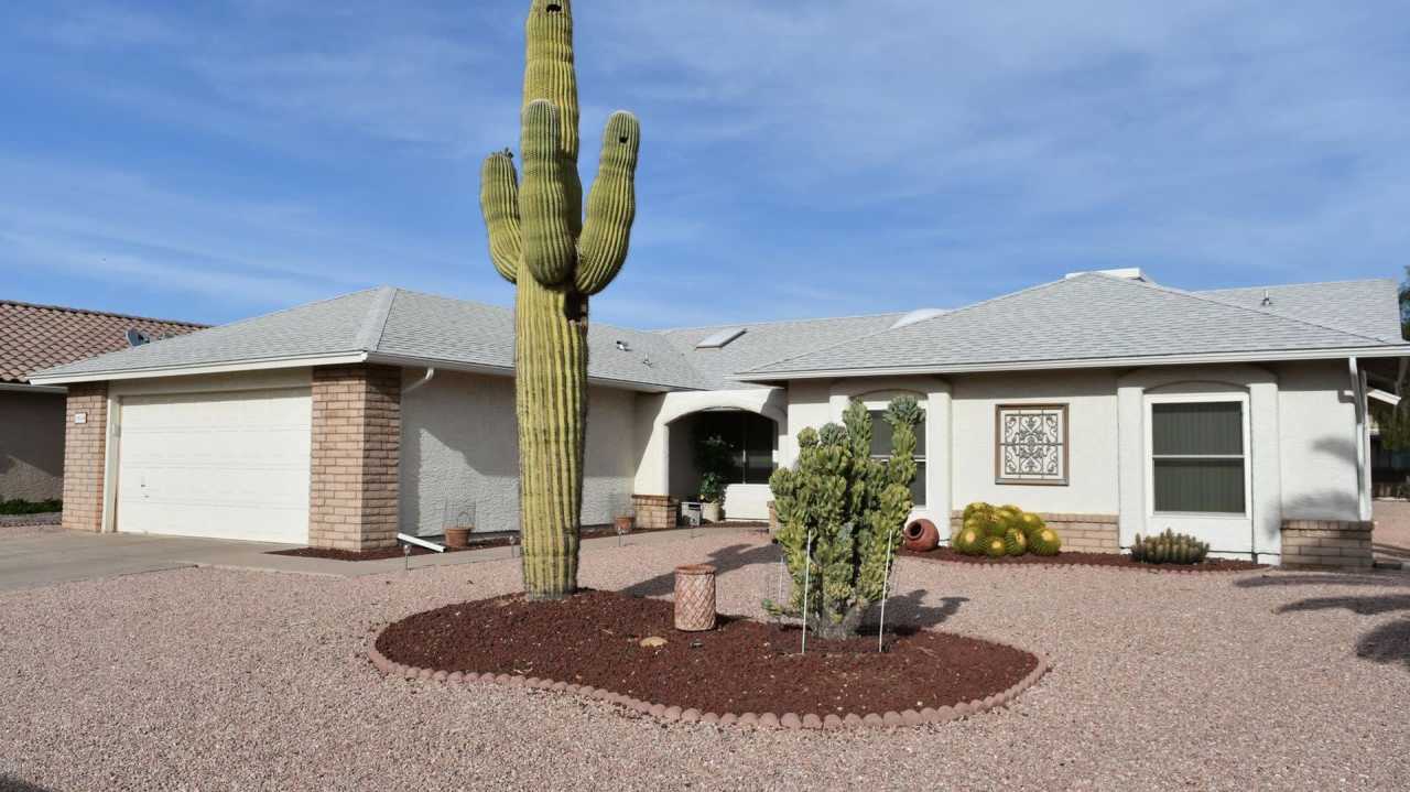 Large  Inviting Home in Leisure World. A 45+ Active Adult Resort Community Available May through October 13. 2025! Ask about our summer rates.