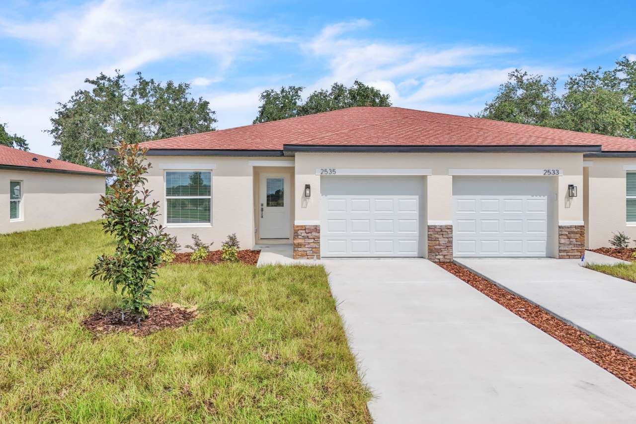 2535 Slim Haywood Avenue