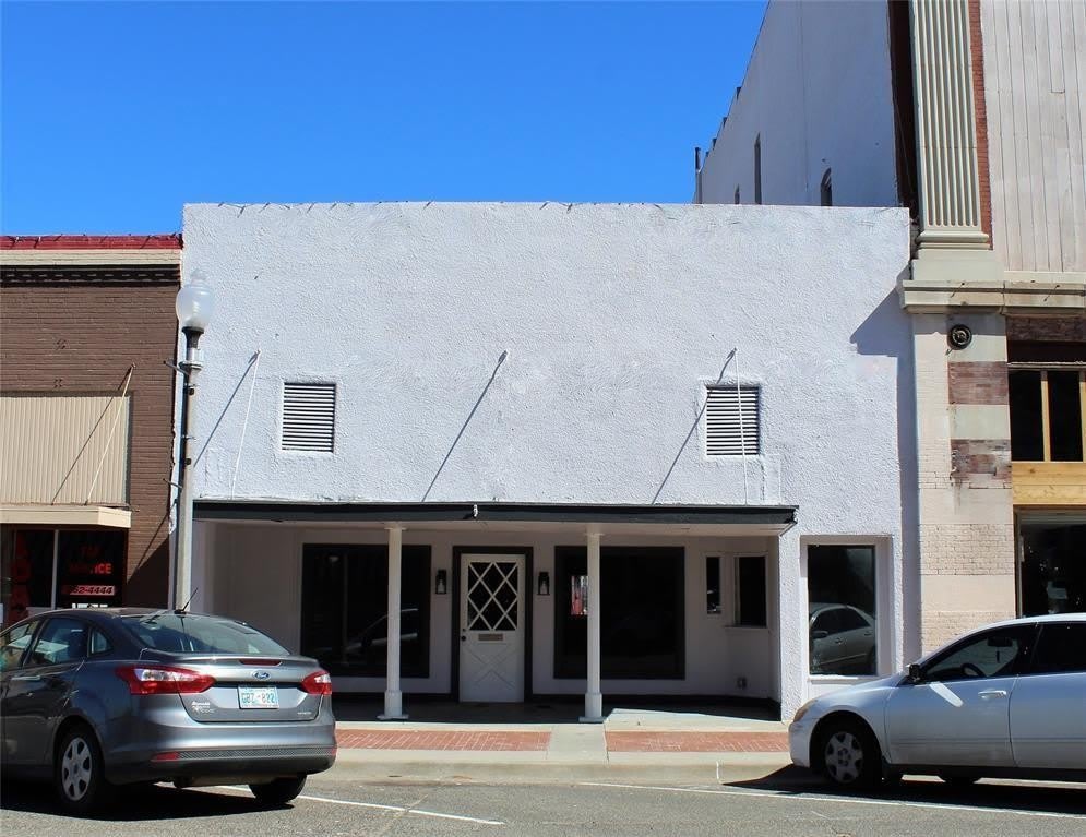 114 N Bickford Avenue