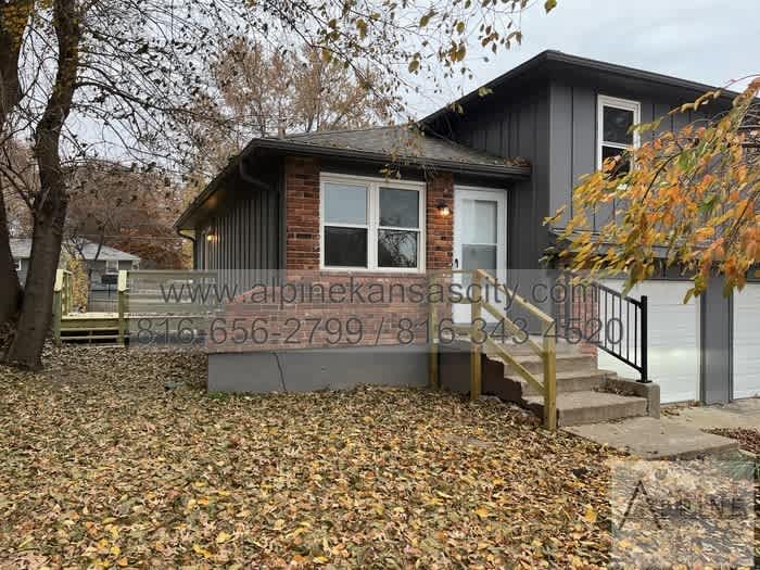 19000 East 18th Street North