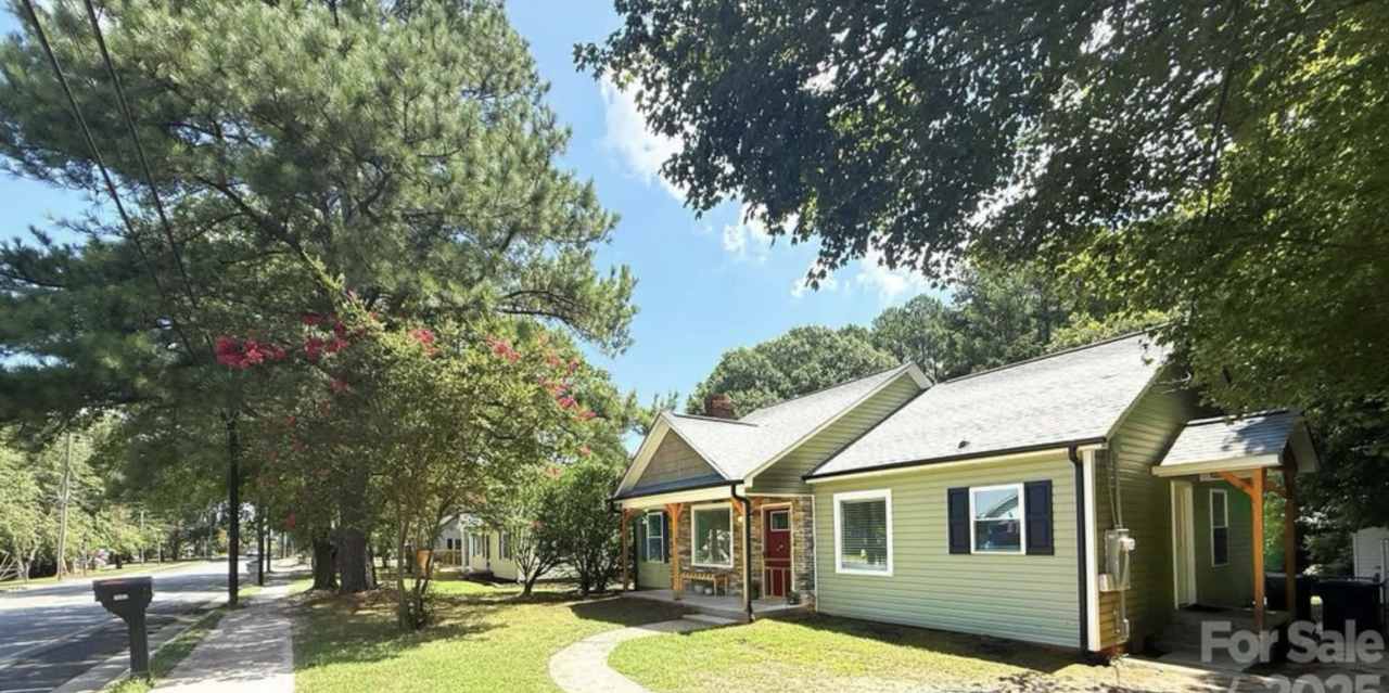 1062 5th Street Northeast