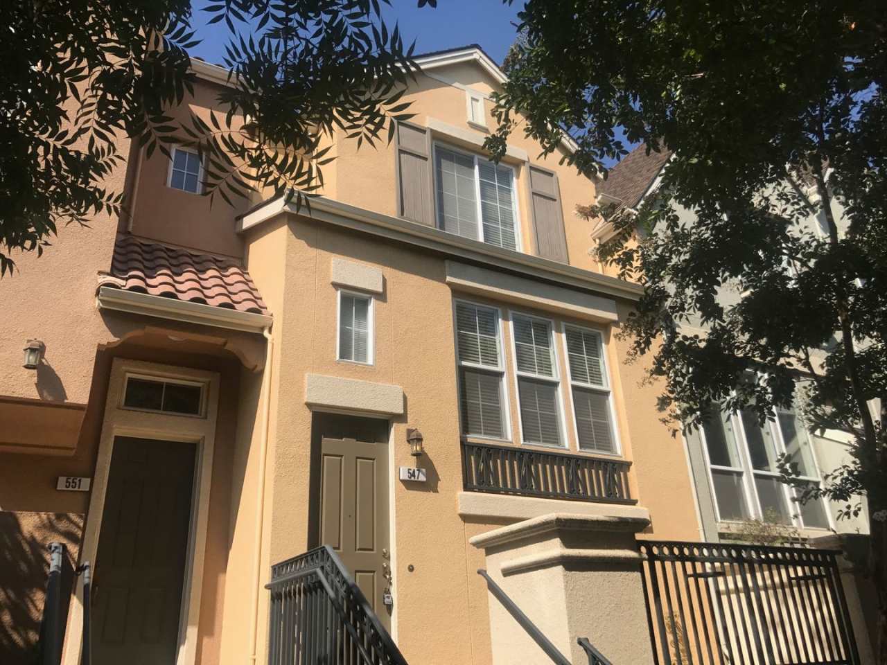 UPGRADED HOME IN HIGHLY CENTRAL SETTING. RARE 3-BED/3-BATH FLOOR PLAN!