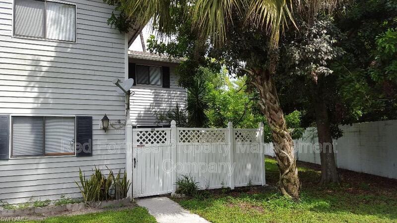 11929 Corinne Lee Ct