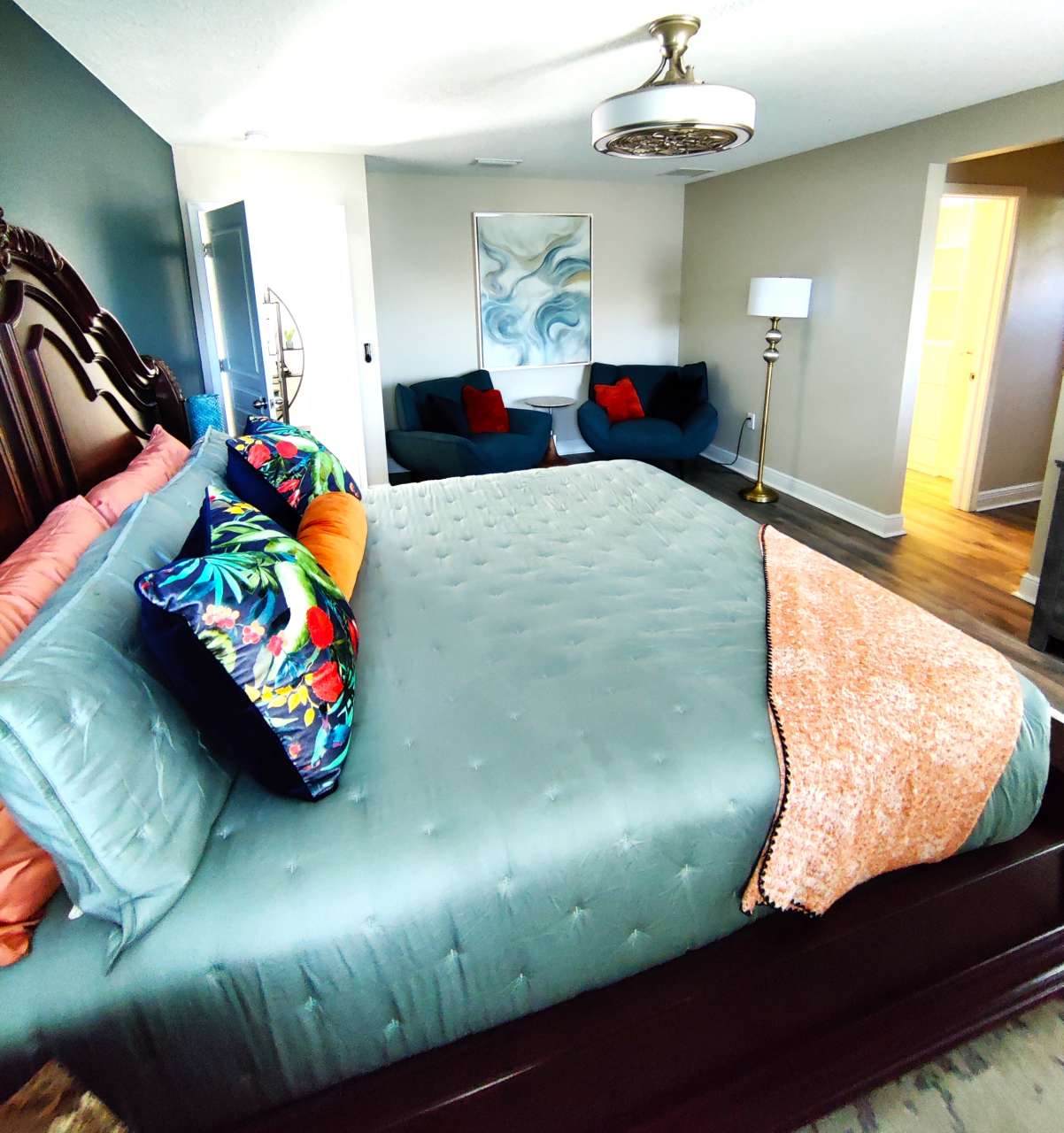 4212 West La Salle Street