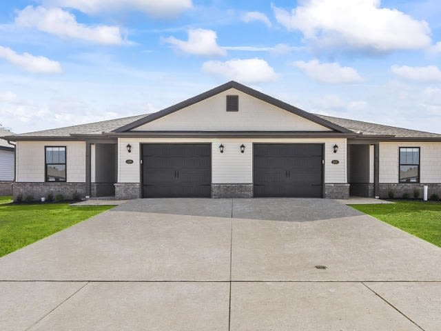 101 NW 63rd Ave Unit D12