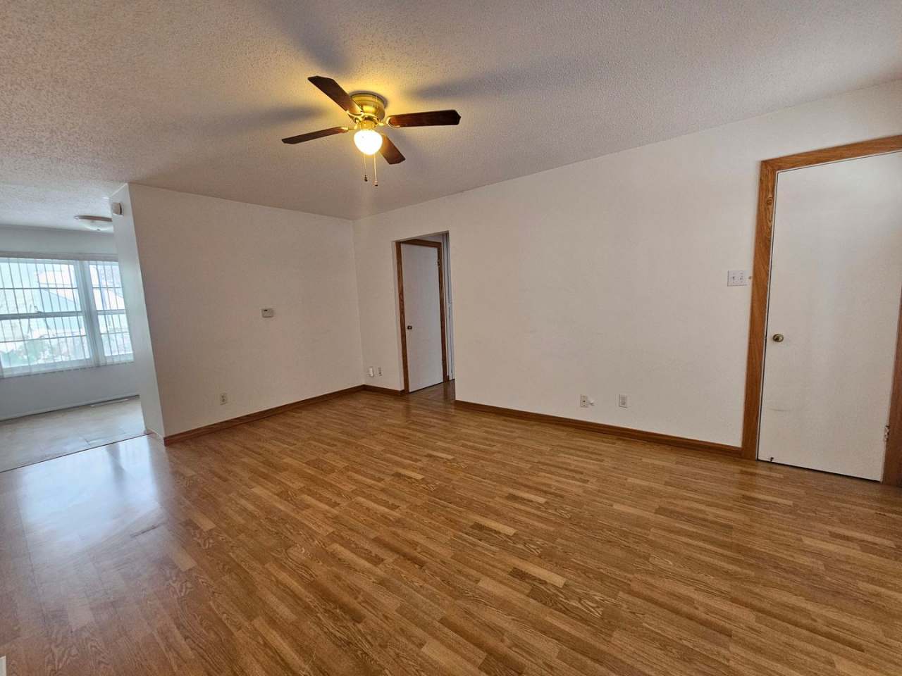 NW 3 Bedroom 1 bath, Large Fenced Yard, 1 Stall Garage