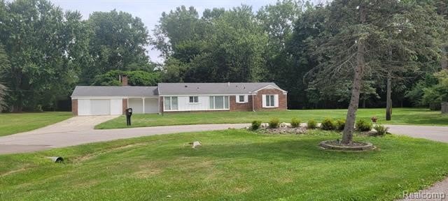 4995 Broomfield Lane