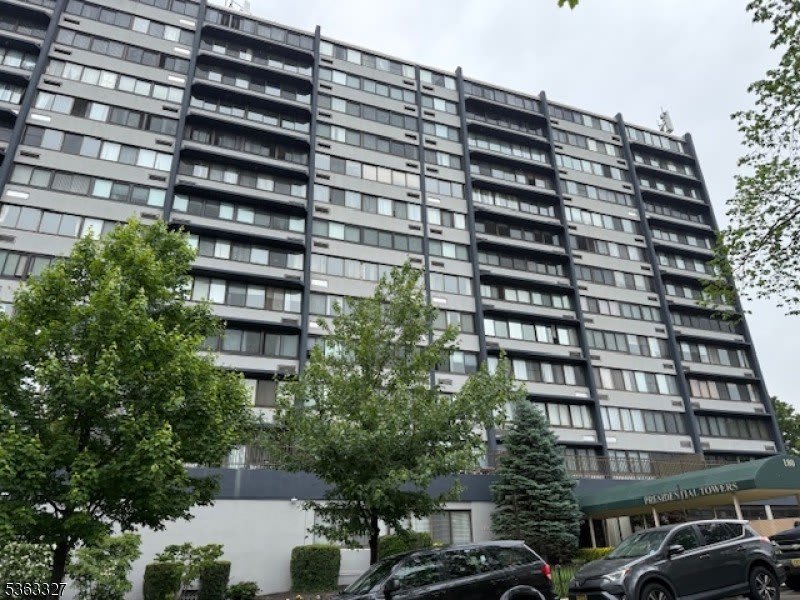 170-202 Lafayette Ave