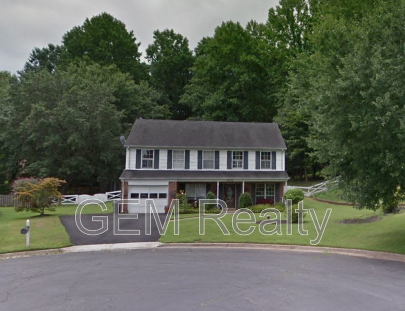 6085 Ponhill Drive